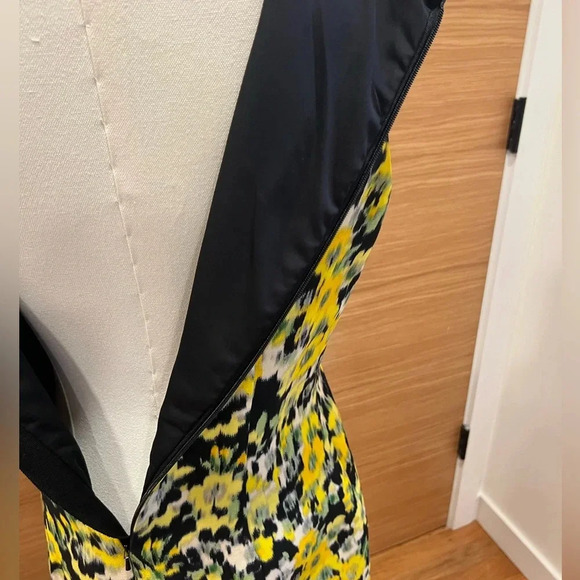 Adam Lippes - Ophelia floral-print pencil dress, Size 6-8, no size tag, luxury - Picture 5 of 7